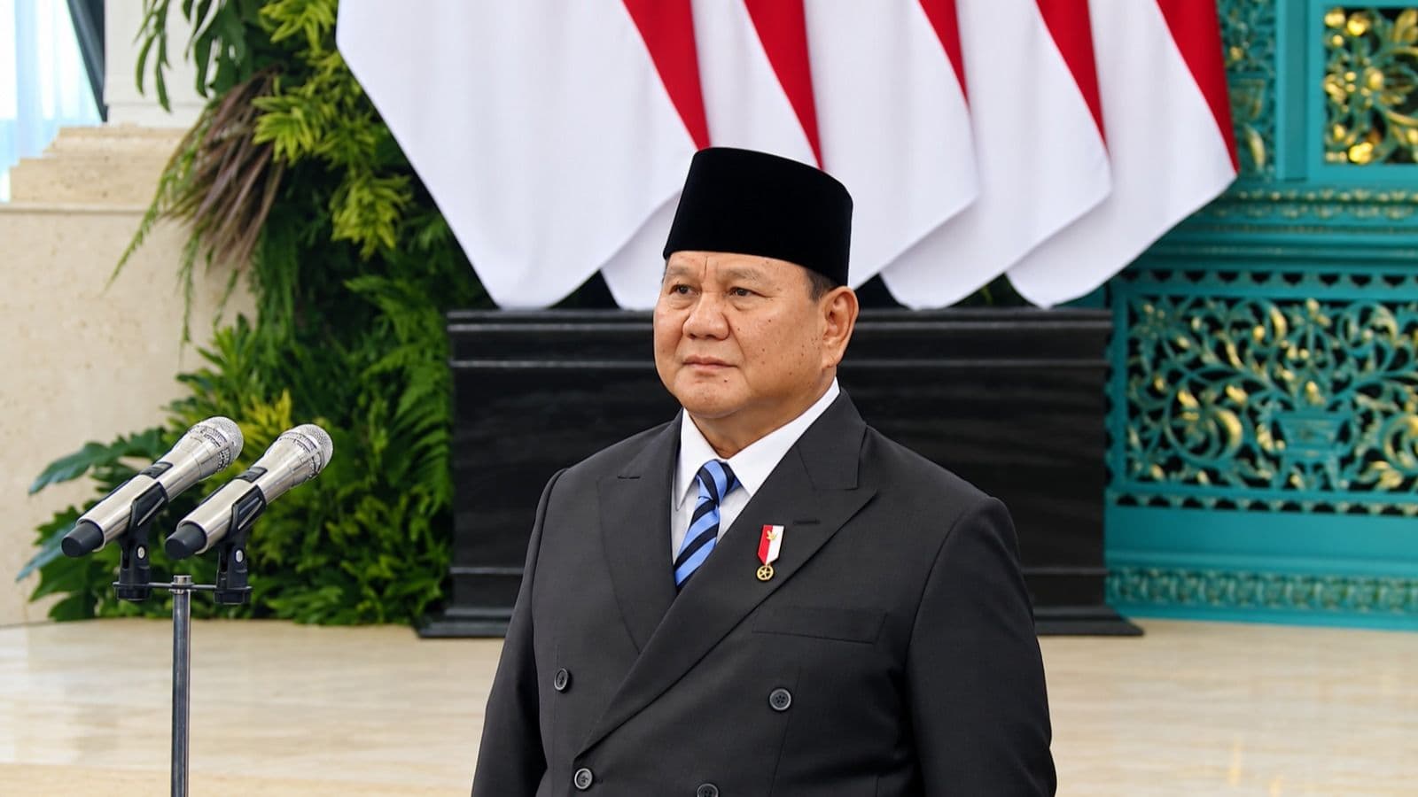 Prabowo Lantik Menteri, Wamen hingga Pimpinan Lembaga Negara di Istana